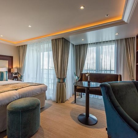 Select Ms Charles Dickens - Frankfurt Hotel Франкфурт на Майн Екстериор снимка