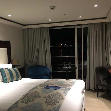 Select Ms Charles Dickens - Frankfurt Hotel Франкфурт на Майн Екстериор снимка