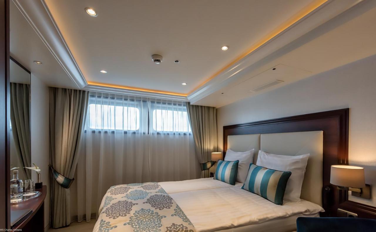 Select Ms Charles Dickens - Frankfurt Hotel Франкфурт на Майн Екстериор снимка