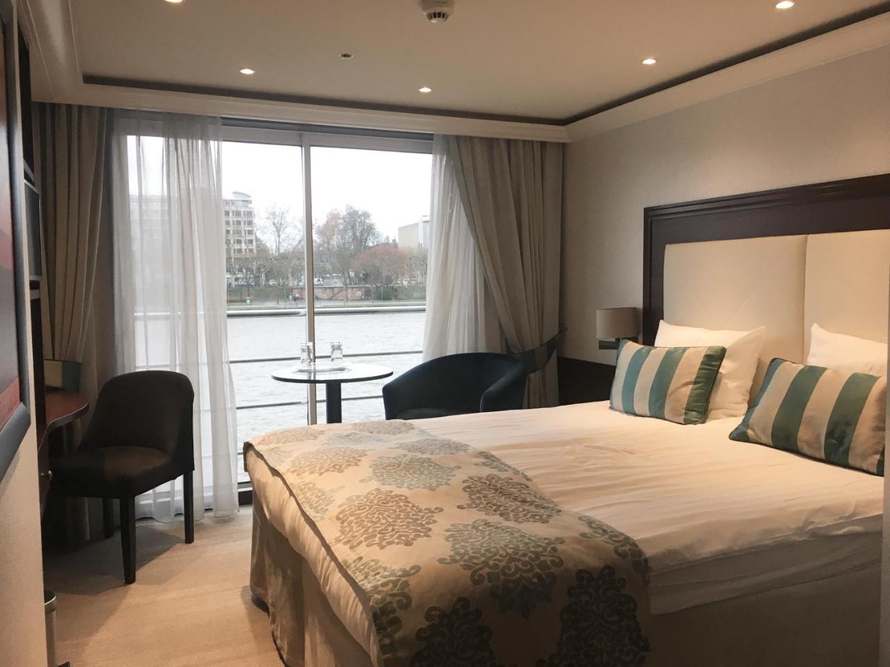 Select Ms Charles Dickens - Frankfurt Hotel Франкфурт на Майн Екстериор снимка